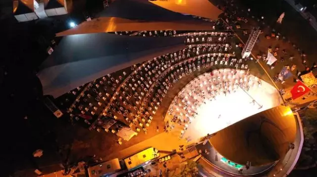 6. Beylikdüzü Klasik Müzik Günleri, 'Taze Bir Nefes' konseri ile açılış yaptı 6. Beylikdüzü Klasik Müzik Günleri, 'Taze Bir Nefes' konseri ile açılış yaptı