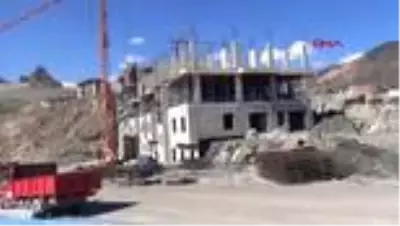 7'nci kez taşınacak Yusufeli'nde yeni yerleşim yeri çalışmalarının yüzde 40'ı tamamlandı 7'nci kez taşınacak Yusufeli'nde yeni yerleşim yeri çalışmalarının yüzde 40'ı tamamlandı