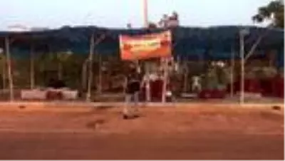 Adana'da kardeş kavgası: 2 yaralı Adana'da kardeş kavgası: 2 yaralı