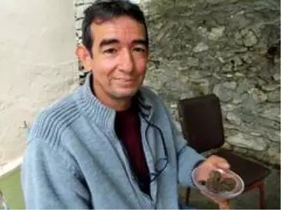 Toprağı kazan vatandaş, dünyanın en pahalı 'trüf' mantarını buldu Toprağı kazan vatandaş, dünyanın en pahalı 'trüf' mantarını buldu