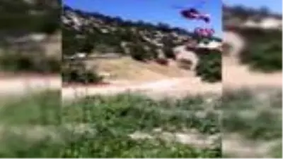 Antalya'da otomobil ile taksi çarpıştı: 9 yaralı Antalya'da otomobil ile taksi çarpıştı: 9 yaralı