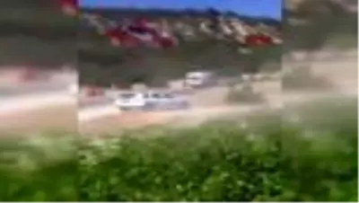 Antalya'da otomobil ile taksi çarpıştı: 9 yaralı Antalya'da otomobil ile taksi çarpıştı: 9 yaralı
