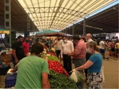 Ayvalık'ta Kovit 19 'a karşı denetimler sürüyor Ayvalık'ta Kovit 19 'a karşı denetimler sürüyor