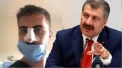 Bakan Koca'dan, şiddet gören sağlık çalışanına destek mesajı Bakan Koca'dan, şiddet gören sağlık çalışanına destek mesajı