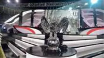 Beşiktaş'ın Bırakmam seni kampanyasında toplanan toplam destek tutarı 150 milyon TL'ye ulaştı Beşiktaş'ın Bırakmam seni kampanyasında toplanan toplam destek tutarı 150 milyon TL'ye ulaştı