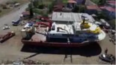 Bin tonluk balıkçı teknesi Karadeniz'den okyanusa açılmak için gün sayıyor Bin tonluk balıkçı teknesi Karadeniz'den okyanusa açılmak için gün sayıyor