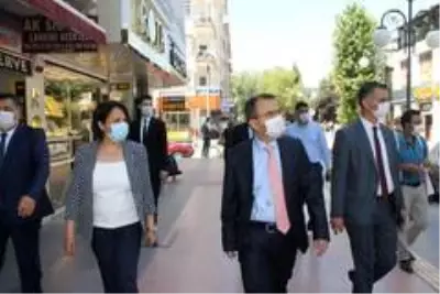 Çankırı Emniyet Müdürü hem korona hem sigaraya karşı uyardı Çankırı Emniyet Müdürü hem korona hem sigaraya karşı uyardı