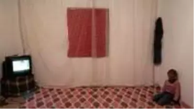 Cilt kanseri nedeniyle dışarı çıkamayan 8 yaşındaki çocuk için annesi yardım istiyor Cilt kanseri nedeniyle dışarı çıkamayan 8 yaşındaki çocuk için annesi yardım istiyor