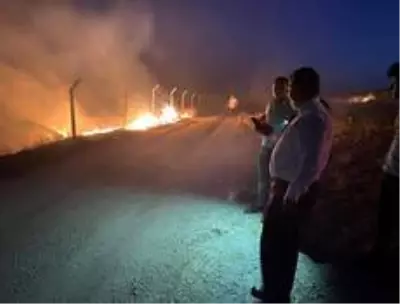 Son Dakika: Eğlencede atılan havai fişek yangına sebep oldu Son Dakika: Eğlencede atılan havai fişek yangına sebep oldu