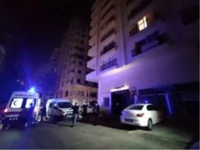 Hatay Vali Yardımcısı Tolga Polat, annesini ve kardeşini öldürdü Hatay Vali Yardımcısı Tolga Polat, annesini ve kardeşini öldürdü