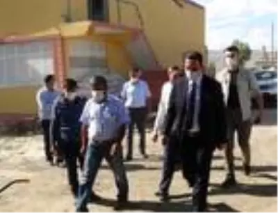 Hibe edilen 4 inekle işsizlikten kurtulan eski hükümlü: Yanlış yola sapmayın Hibe edilen 4 inekle işsizlikten kurtulan eski hükümlü: Yanlış yola sapmayın