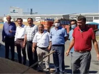 İl Müdürü Sarı ve Mehmet Sayan Ticaret Borsası'nı ziyaret etti İl Müdürü Sarı ve Mehmet Sayan Ticaret Borsası'nı ziyaret etti