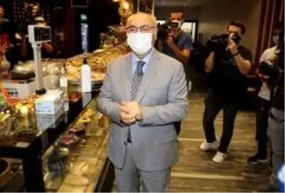 İzmir Valisi Köşger: 'İzmir'de istatistikler 1 ay öncesine göre daha kötü' İzmir Valisi Köşger: 'İzmir'de istatistikler 1 ay öncesine göre daha kötü'
