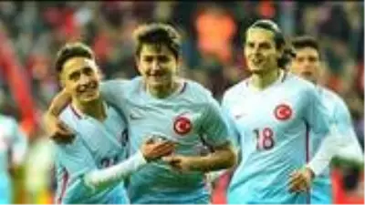 Kadroda düşünülmeyen Emre Mor, Celta Vigo'nun kamp kadrosunda yer almadı Kadroda düşünülmeyen Emre Mor, Celta Vigo'nun kamp kadrosunda yer almadı
