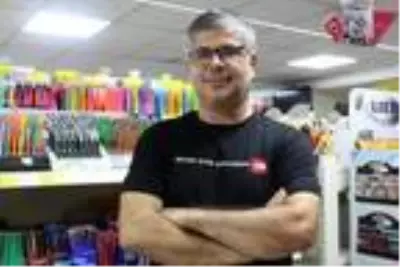 Kırtasiyeci esnafı, okulların açılmasını bekliyor Kırtasiyeci esnafı, okulların açılmasını bekliyor
