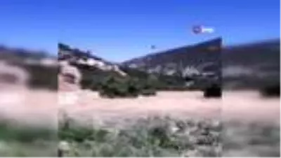 Son Dakika: Korkuteli-Tefenni yolunda kaza: 2'si ağır 9 Yaralı Son Dakika: Korkuteli-Tefenni yolunda kaza: 2'si ağır 9 Yaralı