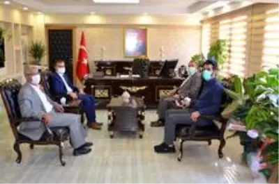 Milletvekili Arvas'tan Kaymakam Duman'a ziyaret Milletvekili Arvas'tan Kaymakam Duman'a ziyaret