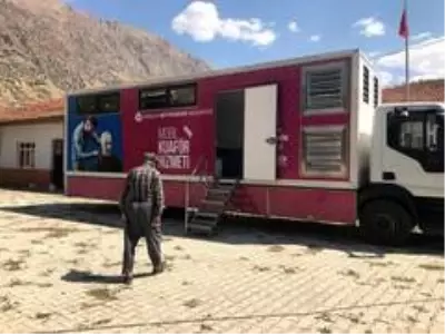 Mobil kuaför Korkuteli'nde 245 vatandaşa hizmet verdi Mobil kuaför Korkuteli'nde 245 vatandaşa hizmet verdi