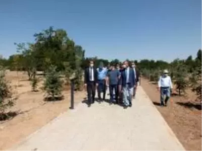 Muş Valisi Gündüzöz, Malazgirt Meydan Muharebesi Tarihi Milli Parkı'nda incelemelerde bulundu Muş Valisi Gündüzöz, Malazgirt Meydan Muharebesi Tarihi Milli Parkı'nda incelemelerde bulundu