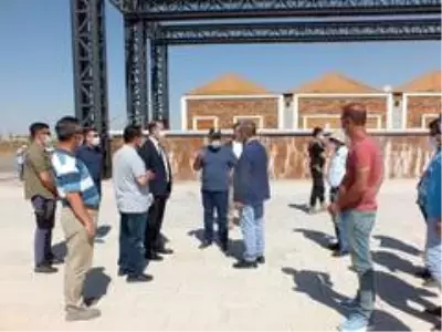 Muş Valisi Gündüzöz, Malazgirt Meydan Muharebesi Tarihi Milli Parkı'nda incelemelerde bulundu Muş Valisi Gündüzöz, Malazgirt Meydan Muharebesi Tarihi Milli Parkı'nda incelemelerde bulundu