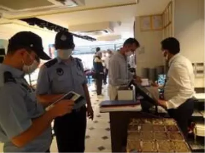 Taksim'de iş yerleri denetlendi Taksim'de iş yerleri denetlendi