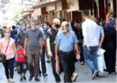Son dakika haber | Vaka sayısının arttığı Gaziantep'te sosyal mesafe ve maske yine unutuldu Son dakika haber | Vaka sayısının arttığı Gaziantep'te sosyal mesafe ve maske yine unutuldu