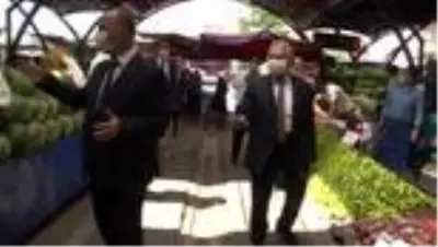 Vali Günaydın: 'Düğünlerle ilgili çok ciddi riskler var. Böyle giderse kısıtlama getirilebilir' Vali Günaydın: 'Düğünlerle ilgili çok ciddi riskler var. Böyle giderse kısıtlama getirilebilir'