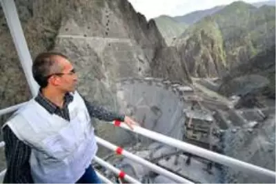 Yusufeli Barajı'nın tamamlanması için son 50 metre Yusufeli Barajı'nın tamamlanması için son 50 metre