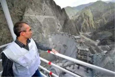 Yusufeli Barajı'nın tamamlanması için son 50 metre Yusufeli Barajı'nın tamamlanması için son 50 metre