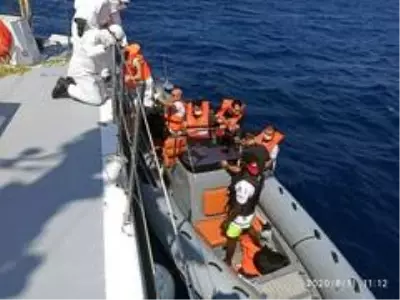 23 sığınmacı kurtarıldı 23 sığınmacı kurtarıldı