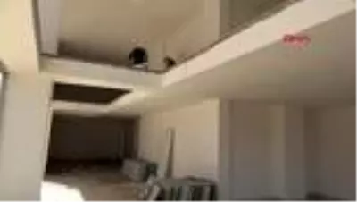 ANTALYA İnşaatta erkek cesedi bulundu ANTALYA İnşaatta erkek cesedi bulundu