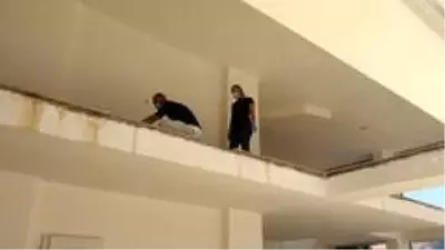 Atıl inşaatta erkek cesedi bulundu Atıl inşaatta erkek cesedi bulundu