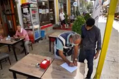 Aydın'da korona virüs denetimlerinde 43 bin TL ceza kesildi Aydın'da korona virüs denetimlerinde 43 bin TL ceza kesildi