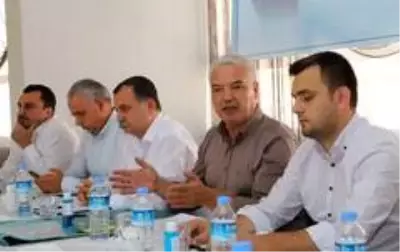 Başkan Bilgin, partisine yatırımlarını tanıttı Başkan Bilgin, partisine yatırımlarını tanıttı