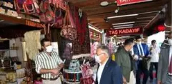 Kayseri Büyükşehir Belediye Başkanı: Başkan Büyükkılıç, uyarılarına Erciyes'te devam etti Kayseri Büyükşehir Belediye Başkanı: Başkan Büyükkılıç, uyarılarına Erciyes'te devam etti
