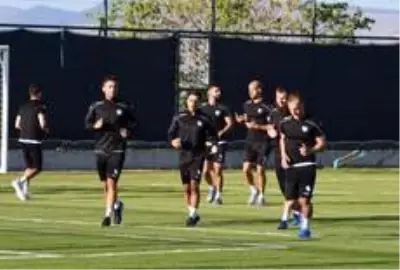 BB Erzurumspor yeni sezon hazırlıklarını sürdürüyor BB Erzurumspor yeni sezon hazırlıklarını sürdürüyor