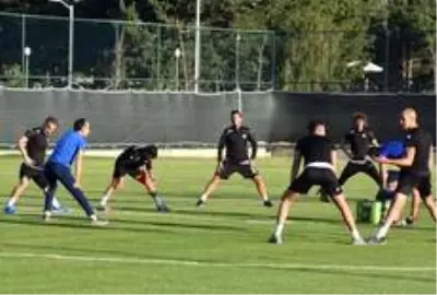 BB Erzurumspor yeni sezon hazırlıklarını sürdürüyor BB Erzurumspor yeni sezon hazırlıklarını sürdürüyor