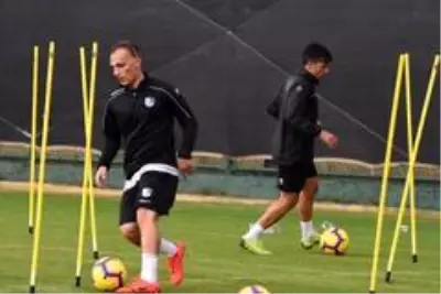 BB Erzurumspor yeni sezon hazırlıklarını sürdürüyor BB Erzurumspor yeni sezon hazırlıklarını sürdürüyor