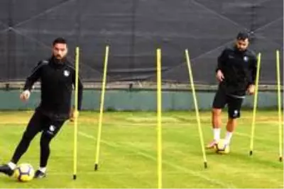 BB Erzurumspor yeni sezon hazırlıklarını sürdürüyor BB Erzurumspor yeni sezon hazırlıklarını sürdürüyor