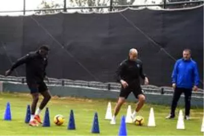 BB Erzurumspor yeni sezon hazırlıklarını sürdürüyor BB Erzurumspor yeni sezon hazırlıklarını sürdürüyor