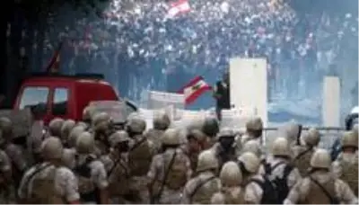 Beyrut patlaması: Yüzlerce ton amonyum nitrat, limandaki gizemli esrarengiz nasıl depolandı? Beyrut patlaması: Yüzlerce ton amonyum nitrat, limandaki gizemli esrarengiz nasıl depolandı?