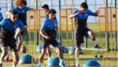 Çaykur Rizespor'da yeni sezon öncesi moraller yüksek Çaykur Rizespor'da yeni sezon öncesi moraller yüksek