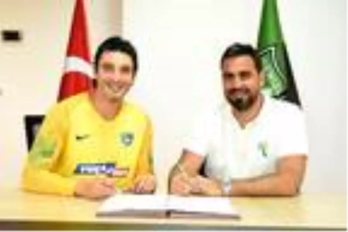 Denizlispor'da Cenk 10 yıl sonra yuvaya döndü