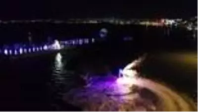 Flyboard gösterisi yürekleri ağza getirdi Flyboard gösterisi yürekleri ağza getirdi
