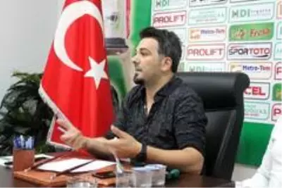 Giresunspor yönetimi, kulübün ekonomik sorunlarına çözüm arıyor Giresunspor yönetimi, kulübün ekonomik sorunlarına çözüm arıyor