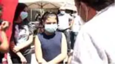 Gurbetçilere maske ve sosyal mesafe denetimi yapıldı Gurbetçilere maske ve sosyal mesafe denetimi yapıldı