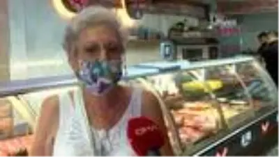 İZMİR Kasaptan sokak hayvanları için örnek uygulama İZMİR Kasaptan sokak hayvanları için örnek uygulama