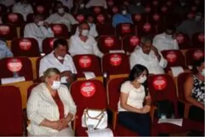 Karalar, 'Yüreğir'e var da bize yok mu?' Karalar, 'Yüreğir'e var da bize yok mu?'
