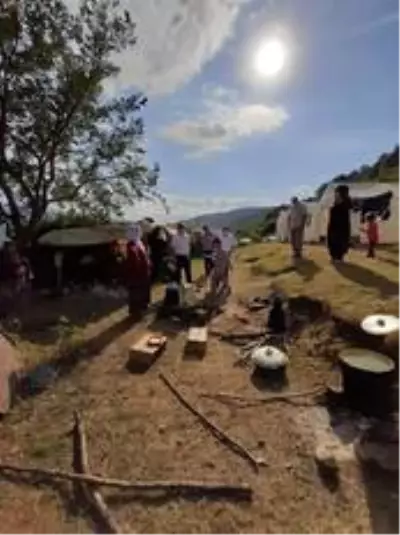 Kaymakam Kurt fındık işçilerinin barınma yerlerini inceledi
