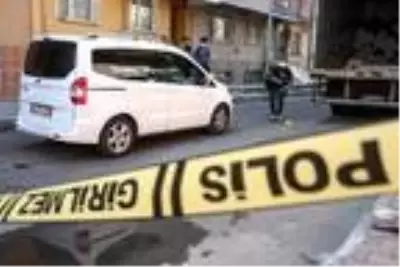 Son dakika haber | Küçükçekmece'de tekstil atölyesine silahlı saldırı: 2 yaralı Son dakika haber | Küçükçekmece'de tekstil atölyesine silahlı saldırı: 2 yaralı